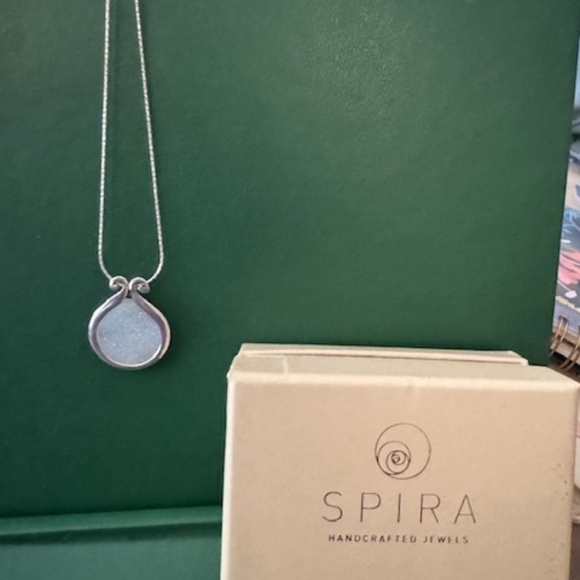 Spira Sterling Silver White Agate Druzy Pendant - Picture 5 of 5